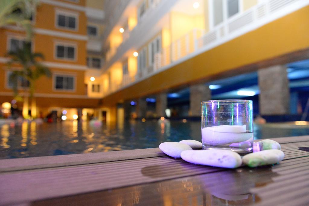 Sylvia Hotel Premier Kupang Kupang  Buitenkant foto