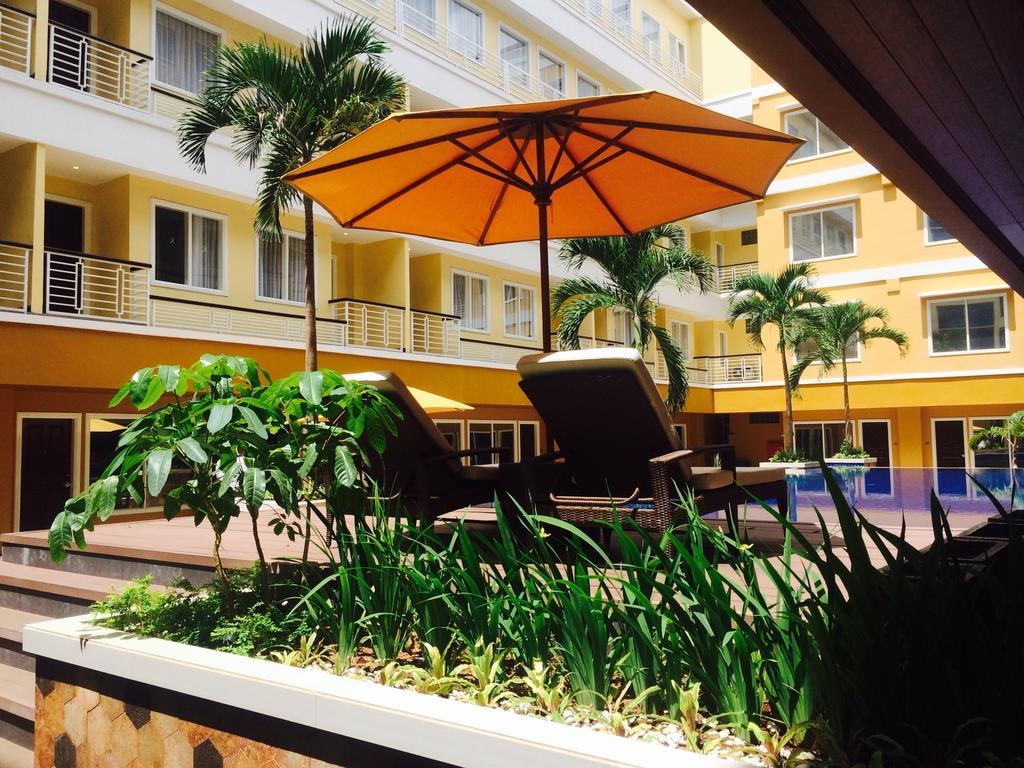 Sylvia Hotel Premier Kupang Kupang  Buitenkant foto