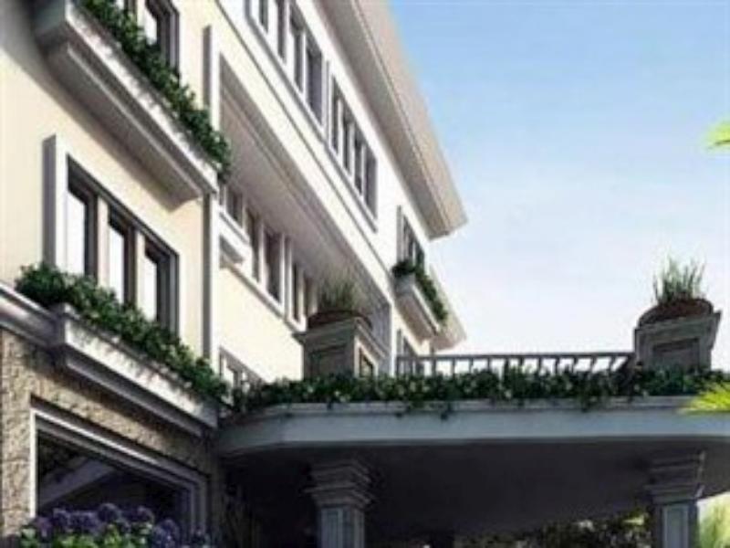Sylvia Hotel Premier Kupang Kupang  Buitenkant foto
